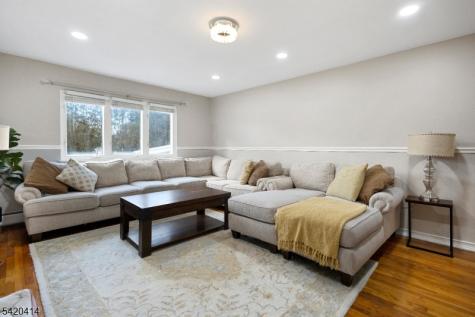 8 Curtis Drive Lincoln Park NJ 07035
