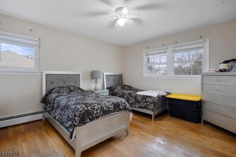 8 Curtis Drive Lincoln Park NJ 07035