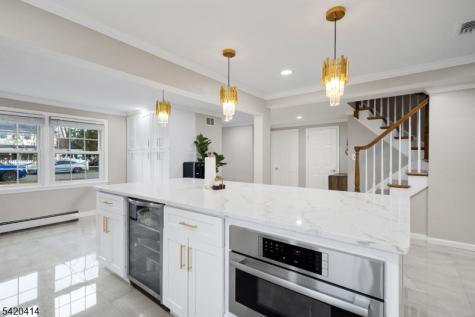 8 Curtis Drive Lincoln Park NJ 07035