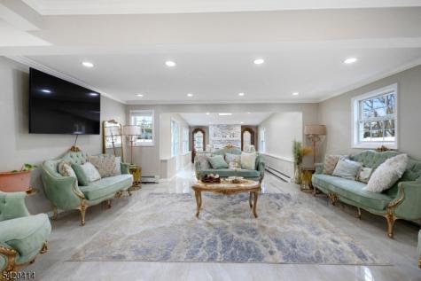 8 Curtis Drive Lincoln Park NJ 07035