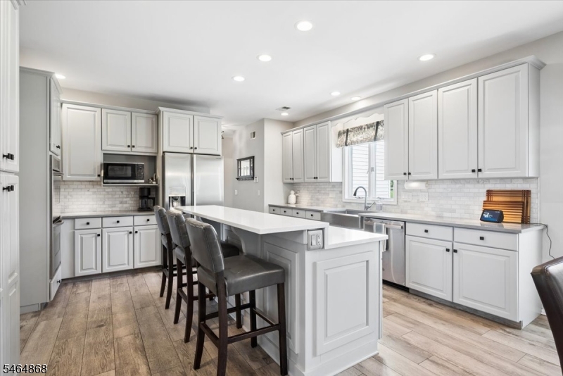 11 Cory Lane Bridgewater NJ 08807