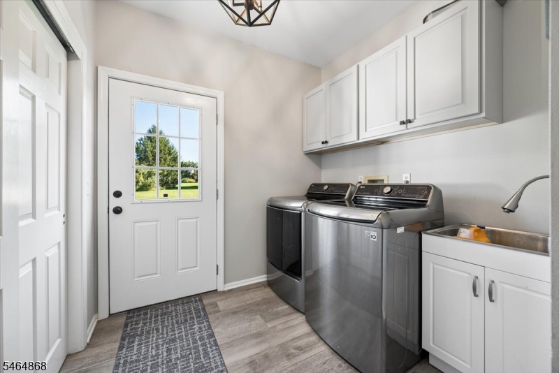 11 Cory Lane Bridgewater NJ 08807