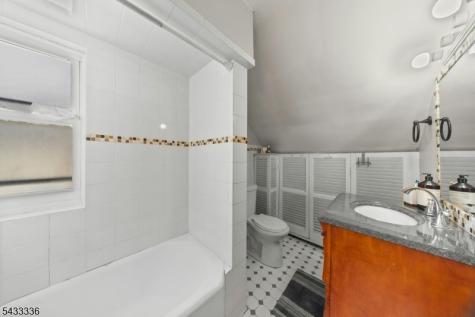 130 Lincoln Avenue Dover NJ 07801