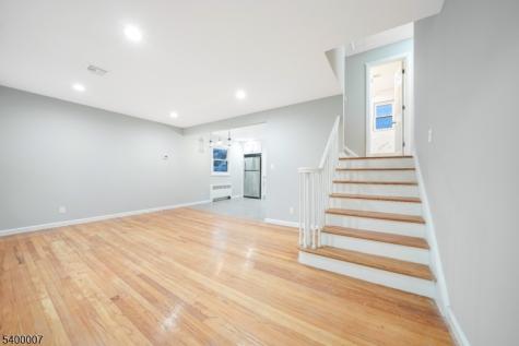 731 Essex Avenue Linden NJ 07036