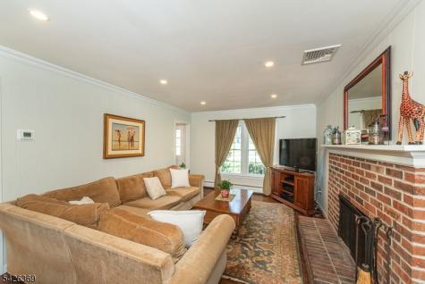 19 Bedford Road Mahwah NJ 07430