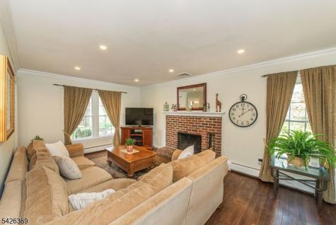 19 Bedford Road Mahwah NJ 07430