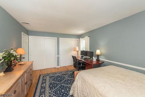 19 Bedford Road Mahwah NJ 07430