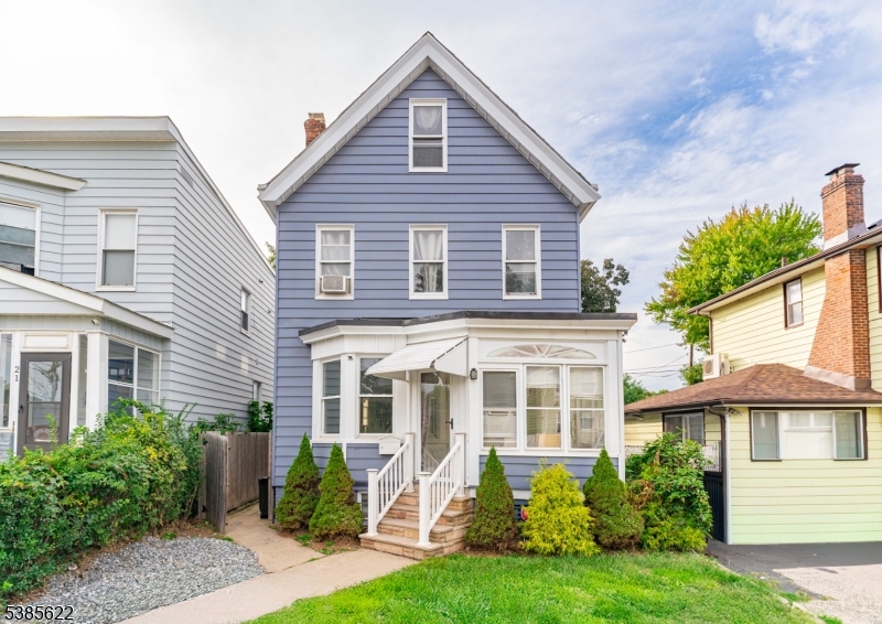 19 Dodd Terrace East Orange NJ 07017