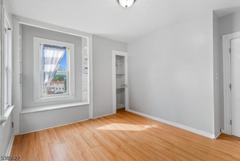 19 Dodd Terrace East Orange NJ 07017