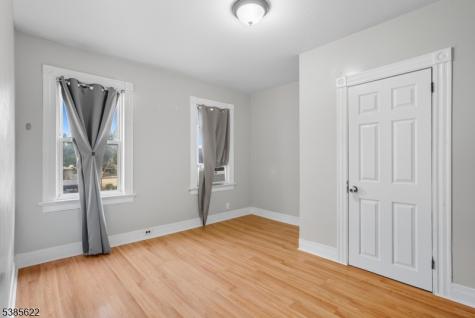 19 Dodd Terrace East Orange NJ 07017