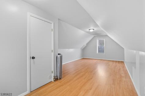 19 Dodd Terrace East Orange NJ 07017