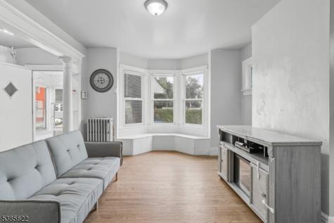 19 Dodd Terrace East Orange NJ 07017