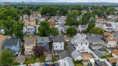 114 Ellington Street East Orange NJ 07017