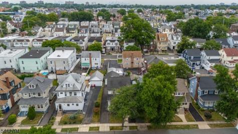 114 Ellington Street East Orange NJ 07017