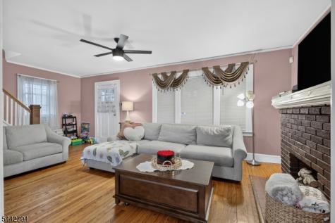 114 Ellington Street East Orange NJ 07017