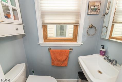 107 Sheridan Avenue Roselle Park NJ 07204