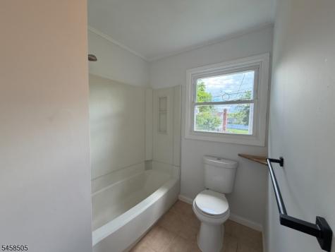 14 Orchard Street Newton NJ 07860