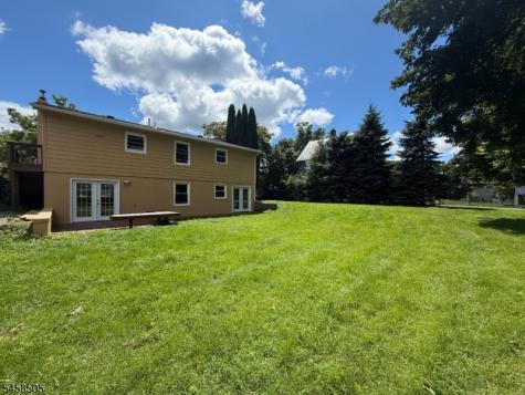 14 Orchard Street Newton NJ 07860