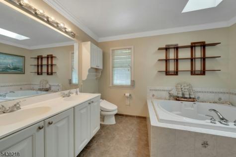 72 Mountain Avenue Warren NJ 07059