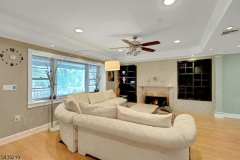 72 Mountain Avenue Warren NJ 07059
