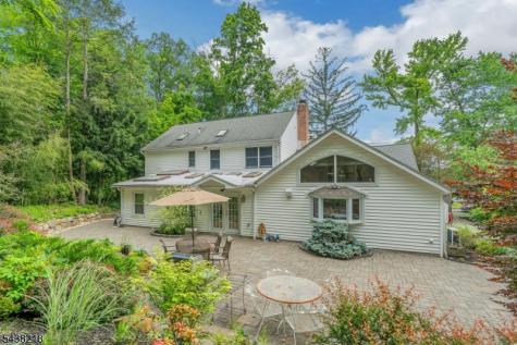 72 Mountain Avenue Warren NJ 07059
