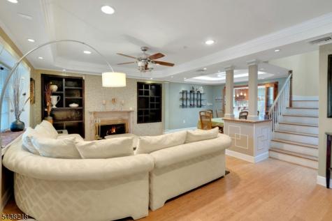 72 Mountain Avenue Warren NJ 07059