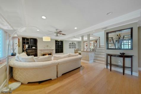 72 Mountain Avenue Warren NJ 07059