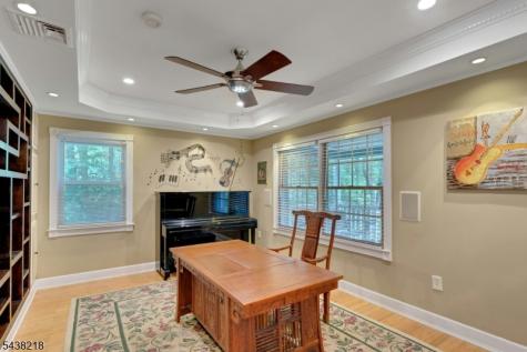 72 Mountain Avenue Warren NJ 07059