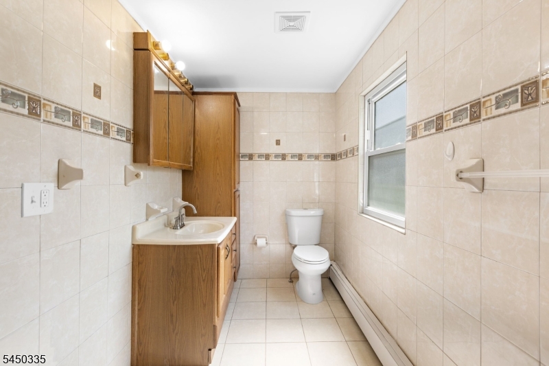 618 Wood Avenue North Brunswick NJ 08902