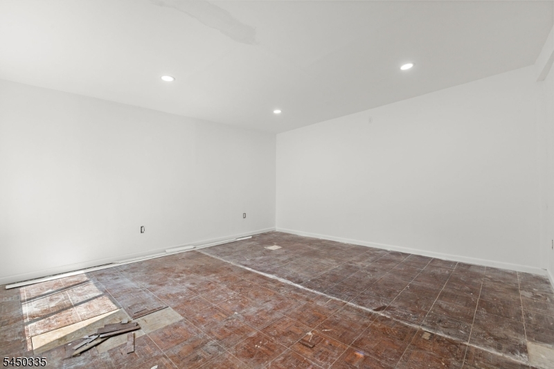 618 Wood Avenue North Brunswick NJ 08902