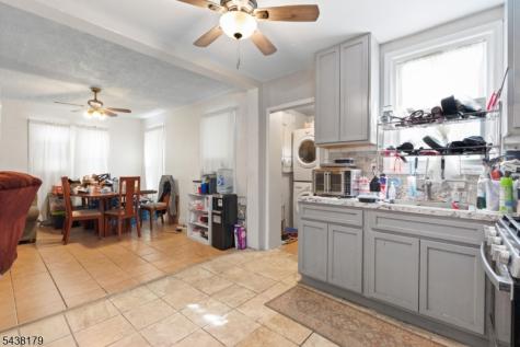 726 14TH Avenue Paterson NJ 07504