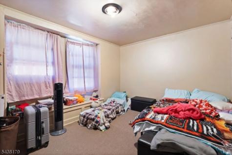 726 14TH Avenue Paterson NJ 07504
