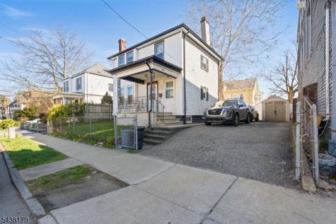 726 14TH Avenue Paterson NJ 07504