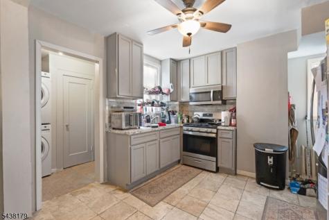 726 14TH Avenue Paterson NJ 07504