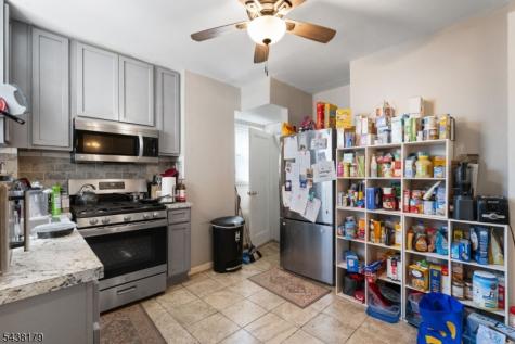 726 14TH Avenue Paterson NJ 07504