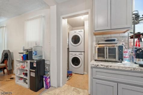 726 14TH Avenue Paterson NJ 07504