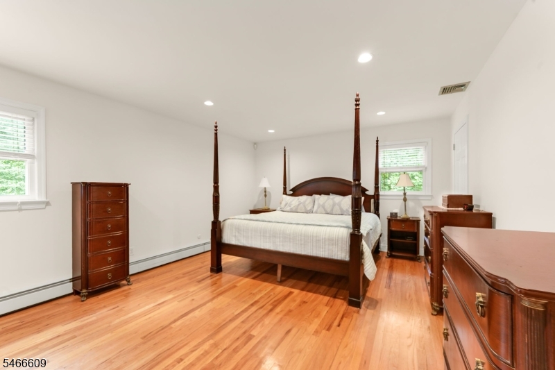 10 Edward Circle Montville NJ 07045