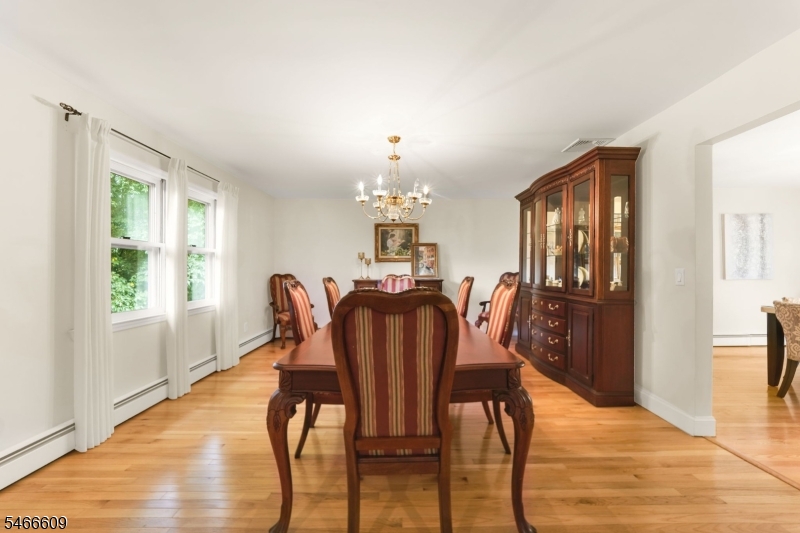 10 Edward Circle Montville NJ 07045