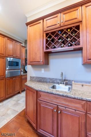19 Betsy Ross Drive Warren NJ 07059