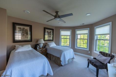19 Betsy Ross Drive Warren NJ 07059