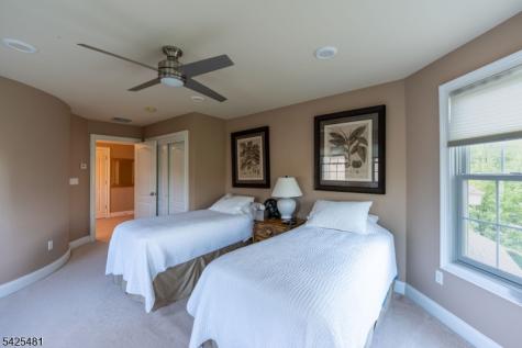 19 Betsy Ross Drive Warren NJ 07059