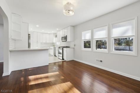 287 Country Club Drive Oradell NJ 07649