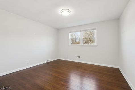 287 Country Club Drive Oradell NJ 07649