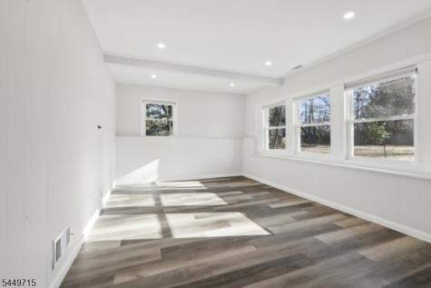 287 Country Club Drive Oradell NJ 07649