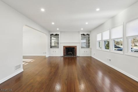 287 Country Club Drive Oradell NJ 07649