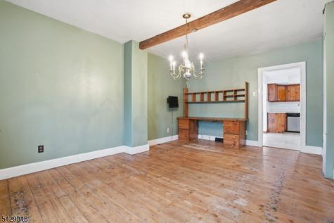 54 Front Street Belvidere NJ 07823
