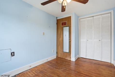 54 Front Street Belvidere NJ 07823
