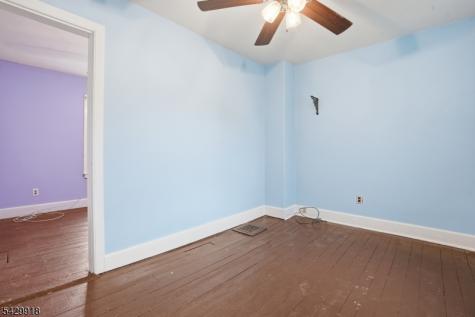 54 Front Street Belvidere NJ 07823