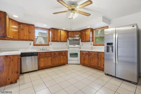 54 Front Street Belvidere NJ 07823