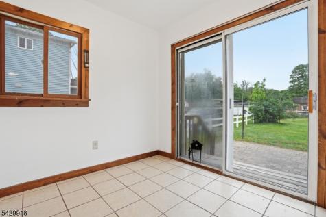 54 Front Street Belvidere NJ 07823